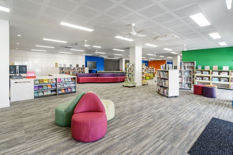 Interal view of the school library showing chairs and books.